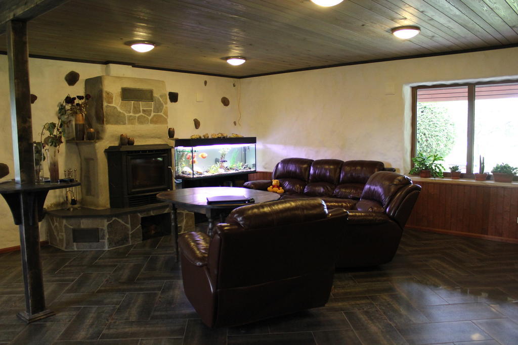 Krapi Guesthouse Treimani Room photo